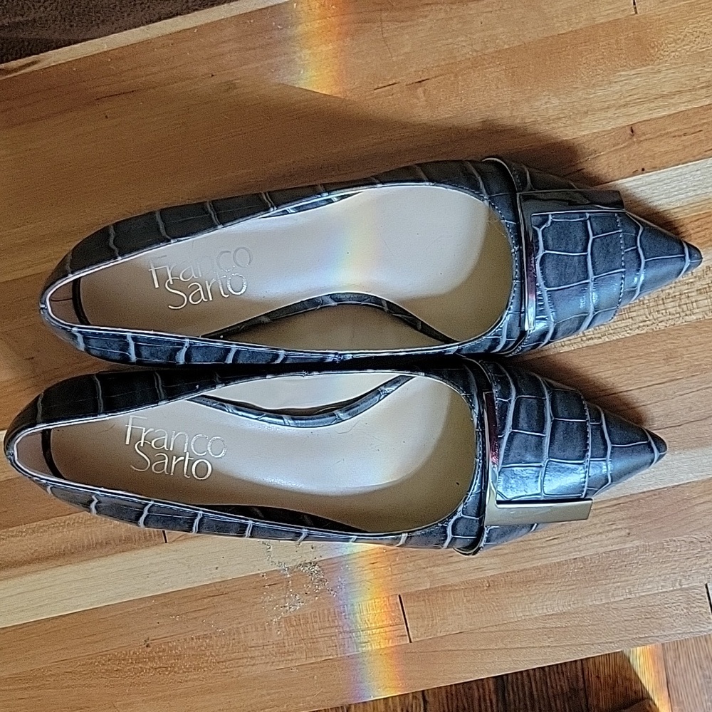 Size 6M Franco Sarto Grey Pumps